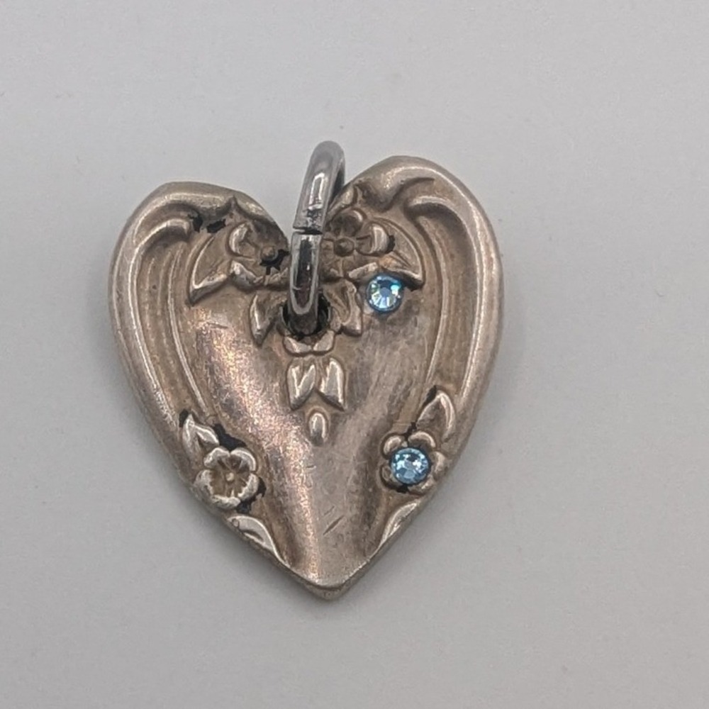 Vintage Heart Pendant‎ Repousse Floral Blue Rhinestone Silver Tone Puffy Charm